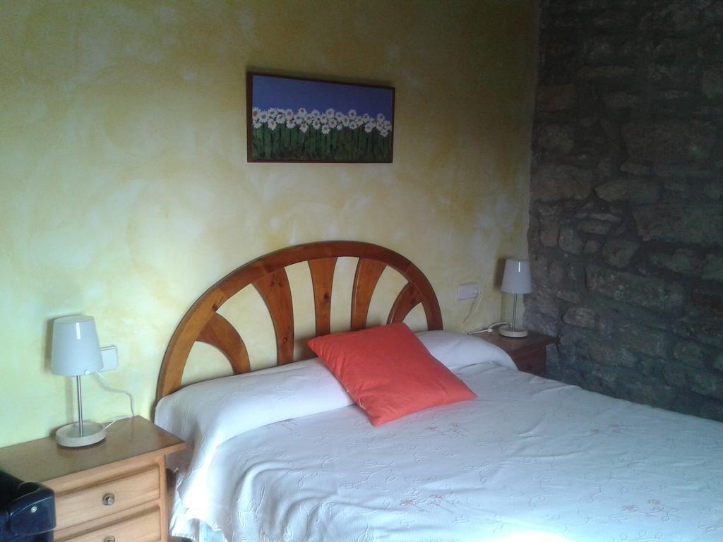 Отель Casa Angrill Oliana Номер фото