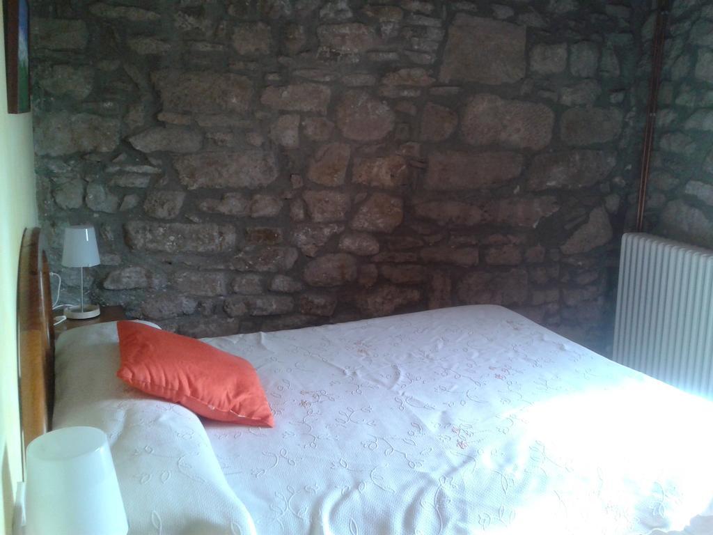 Отель Casa Angrill Oliana Номер фото