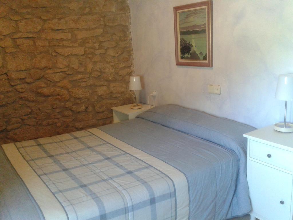 Отель Casa Angrill Oliana Номер фото